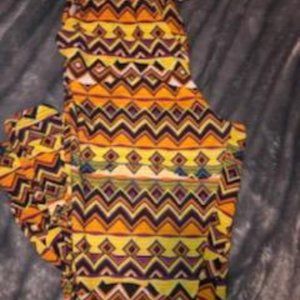 fashion leggings orange brown green yellow fitted pants size medium zigzag